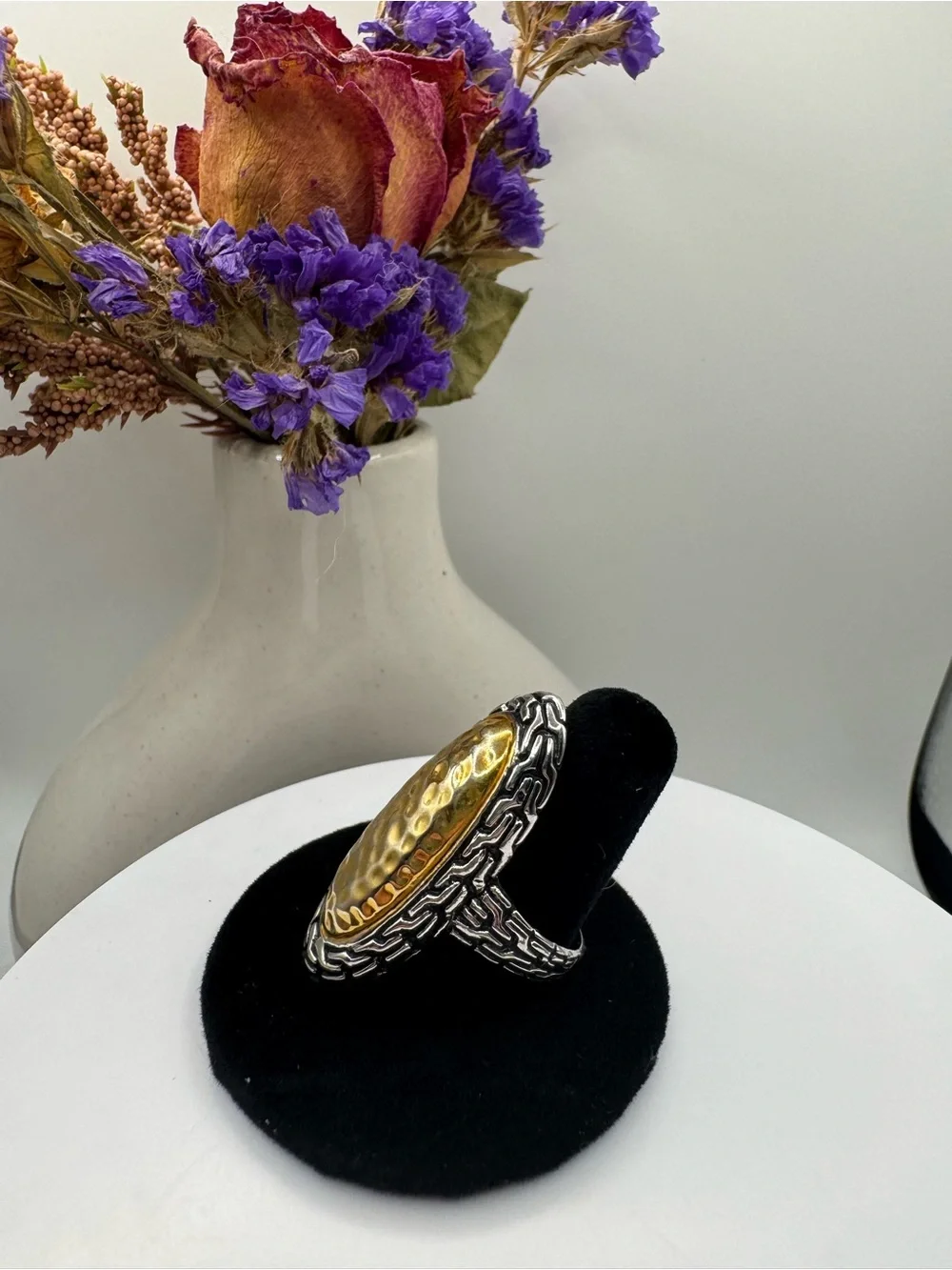 Two-Tone Hammered Oval Statement Ring with Byzantine Chain Pattern (Size 9)